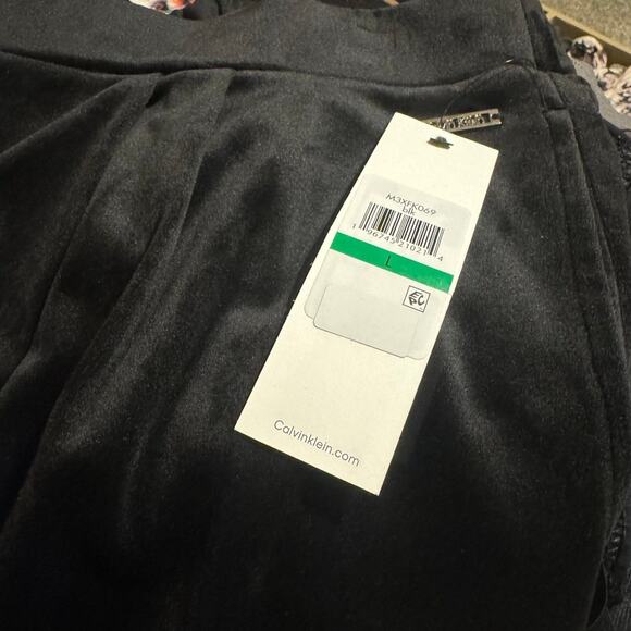 Calvin Klein Pleated Pants black - Picture 7 of 9